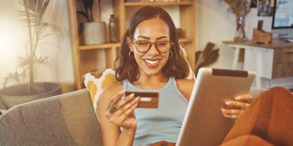 young-woman-card-purchasing-HGstock-676x338